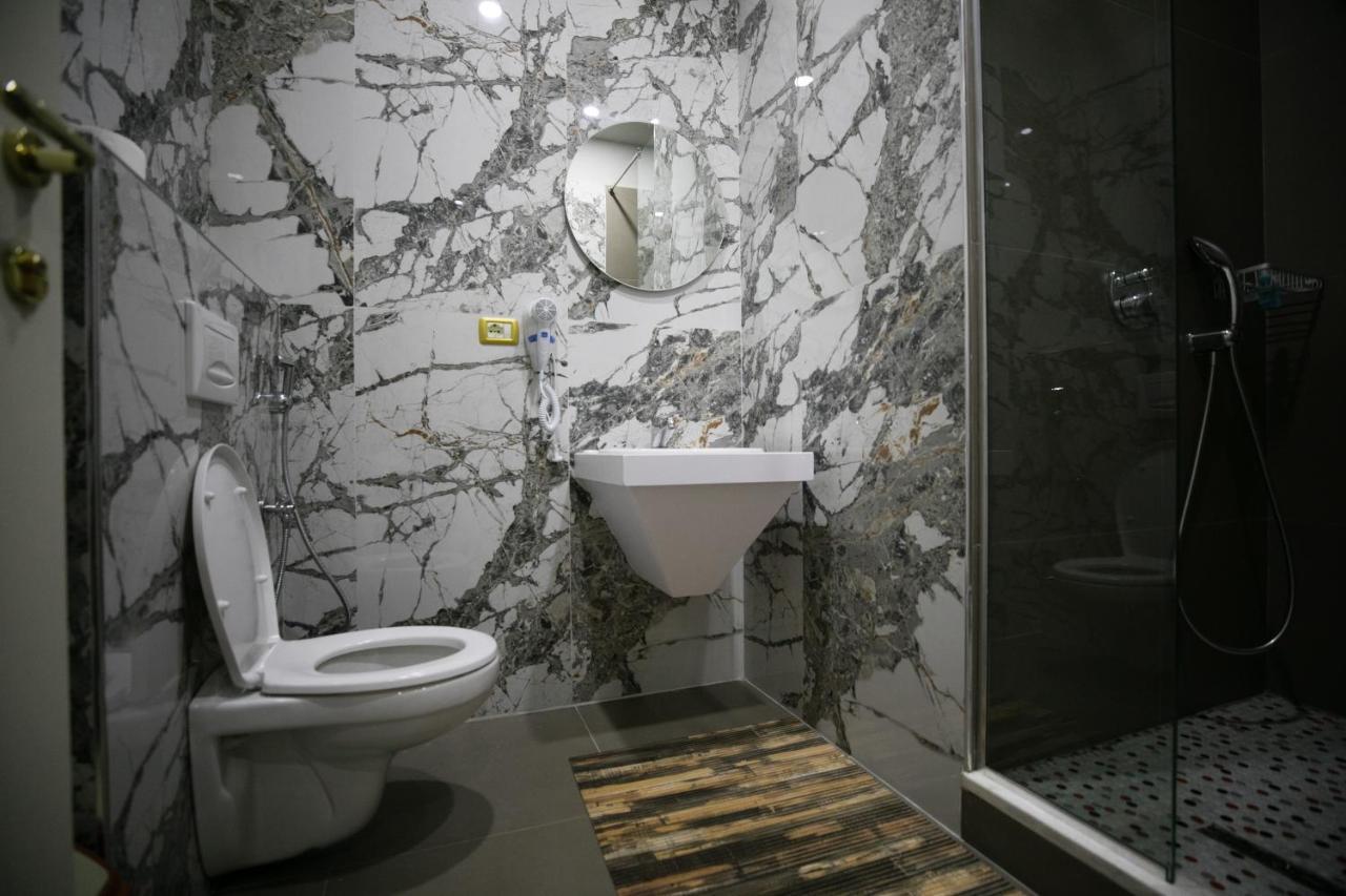 Hotel Lotus Tiran Dış mekan fotoğraf