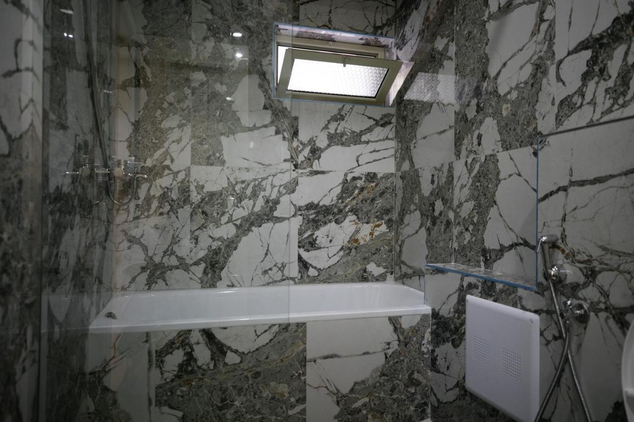 Hotel Lotus Tiran Dış mekan fotoğraf